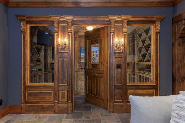705 Langford Lane NW, Sandy Springs, GA 30327