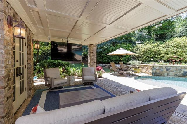 705 Langford Lane NW, Sandy Springs, GA 30327