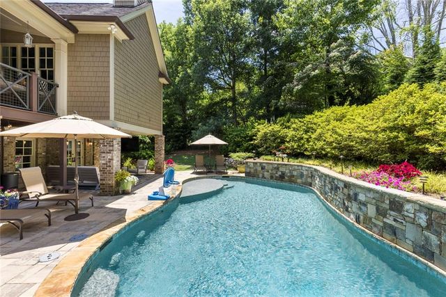 705 Langford Lane NW, Sandy Springs, GA 30327
