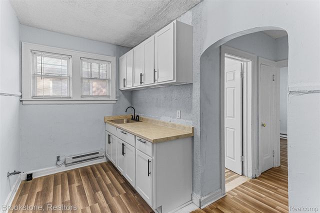 14814 Sussex Street, Detroit, MI 48227