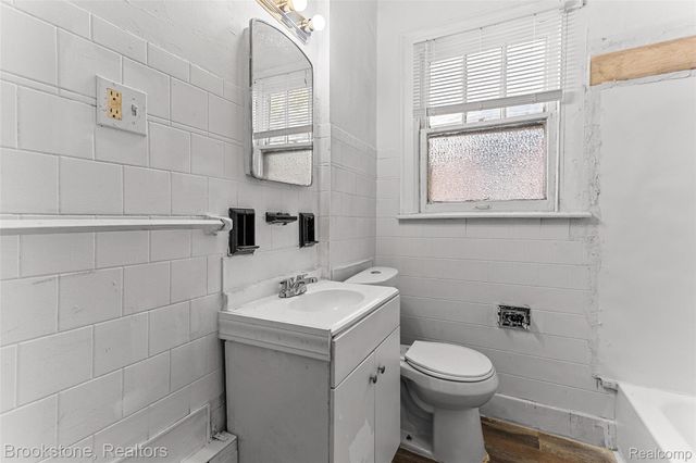 14814 Sussex Street, Detroit, MI 48227