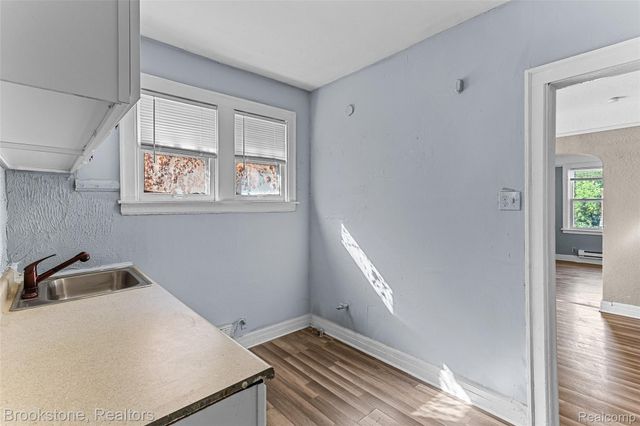 14814 Sussex Street, Detroit, MI 48227