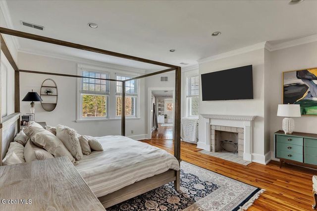 2 Clement Avenue, Saratoga Springs, Inside, NY 12866