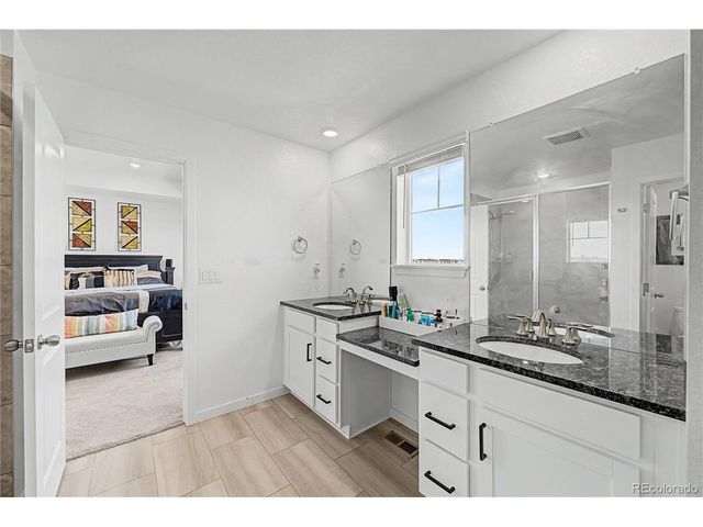 24781 E Tennessee Ave, Aurora, CO 80018