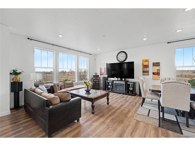 24781 E Tennessee Ave, Aurora, CO 80018