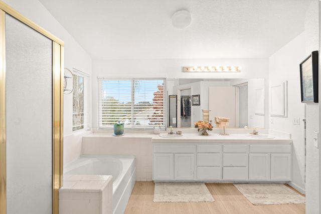 5001 Hari Gopal Way, Sacramento, CA 95823