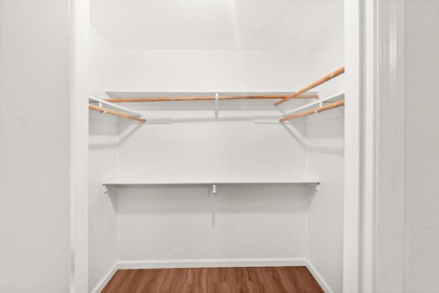 5001 Hari Gopal Way, Sacramento, CA 95823