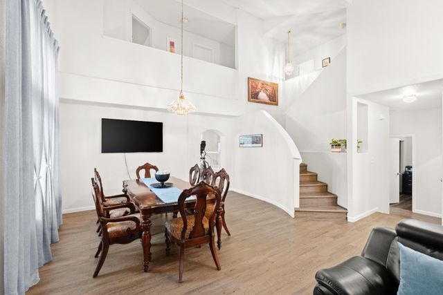 5001 Hari Gopal Way, Sacramento, CA 95823