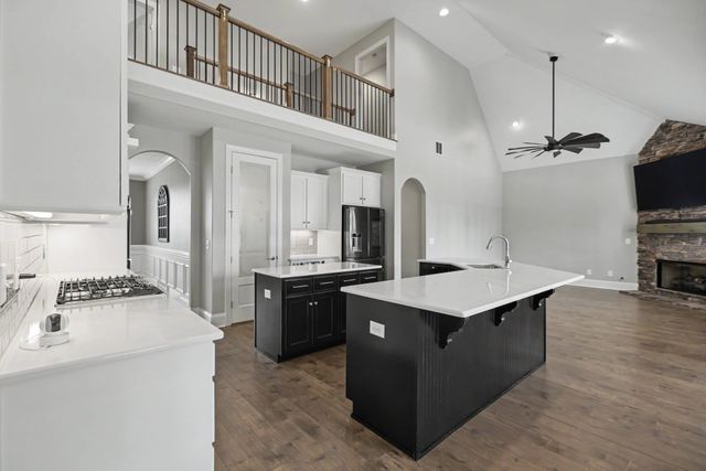 98 Mulberry Grv, Gallatin, TN 37066