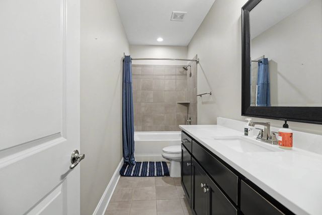 98 Mulberry Grv, Gallatin, TN 37066