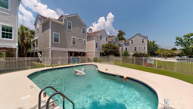 420 3rd Ave. S, Surfside Beach, SC 29575