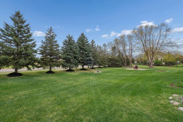 10828 Jersey Circle N, Brooklyn Park, MN 55445