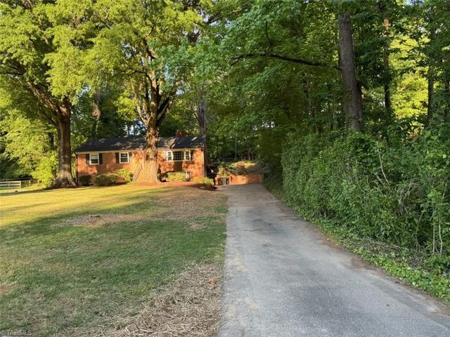 1114 Rustic Road, Greensboro, NC 27410