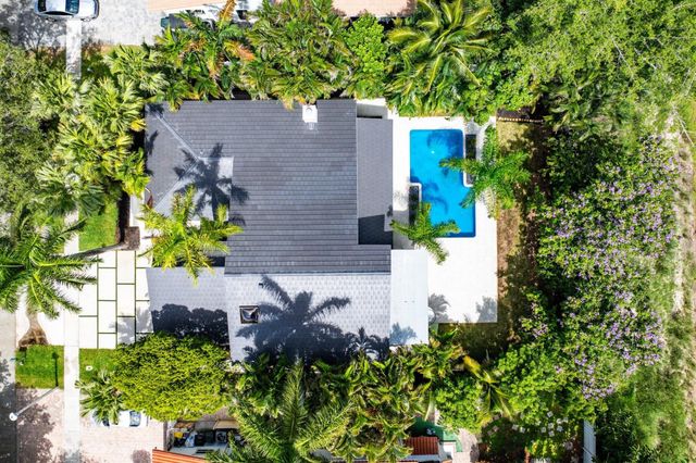 2668 NW 41st Street, Boca Raton, FL 33434
