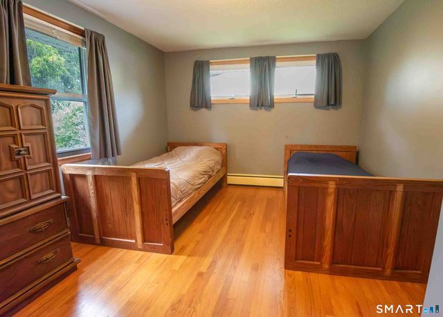 125 Country Lane, Bristol, CT 06010