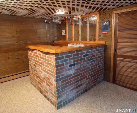 125 Country Lane, Bristol, CT 06010