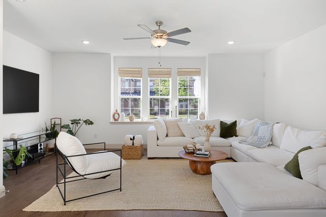 4505 Cypress Thorn Drive, Arlington, TX 76005
