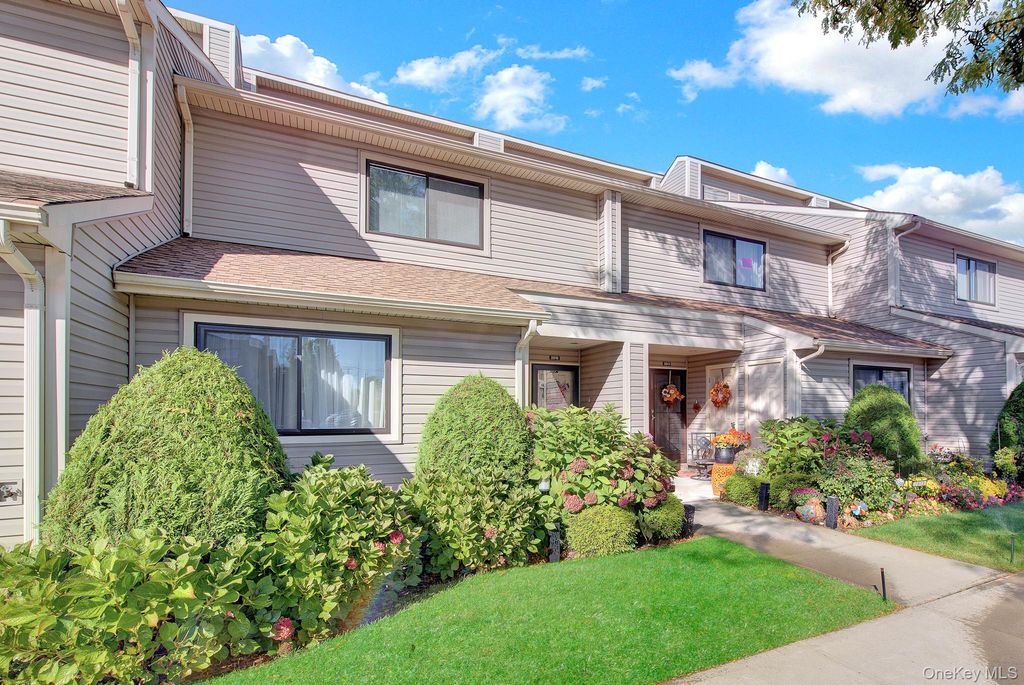 100 Daly Blvd 2815, Oceanside, NY 11572 — photo 2