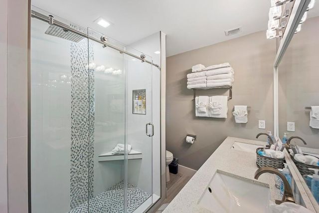 7031 Harbor Village Drive 7031, Duck Key, FL 33050