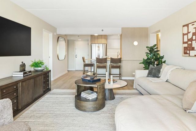 2460 Peachtree NE Road 514, Atlanta, GA 30305