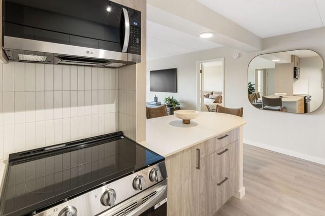 2460 Peachtree NE Road 514, Atlanta, GA 30305