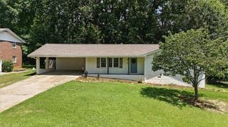 558 Carlouetta SW Road, Mableton, GA 30126