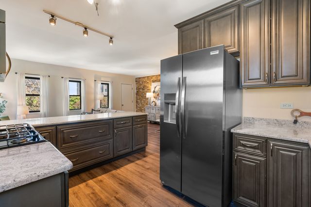 824 Hinman Avenue 3N, Evanston, IL 60202