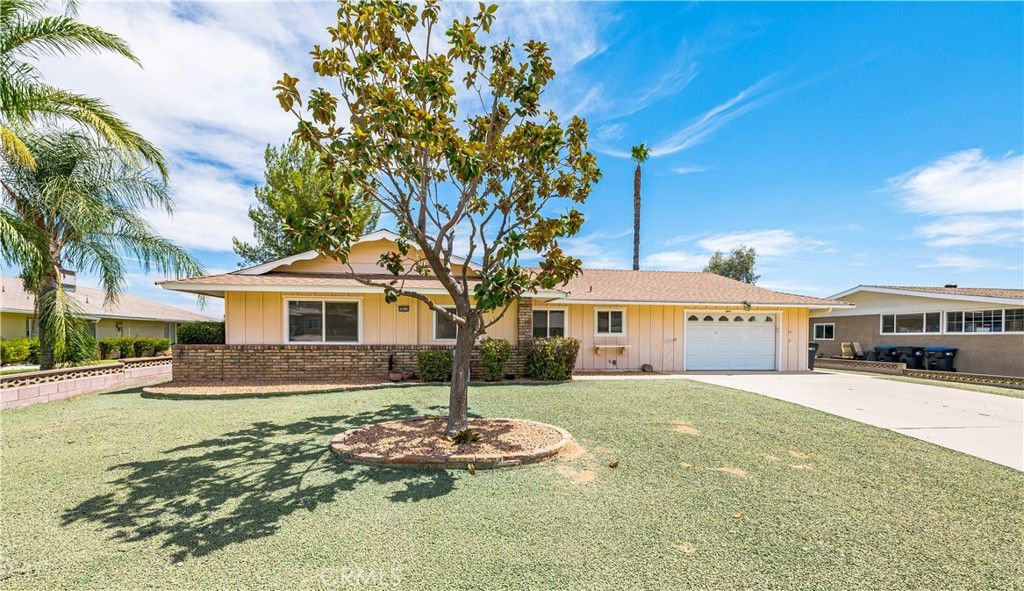 28030 Radford Drive, Menifee, CA 92586 — exterior