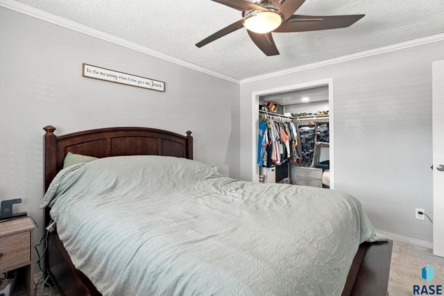 602 E Walnut St Street, Harrisburg, SD 57032