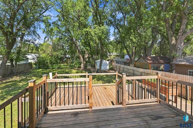 602 E Walnut St Street, Harrisburg, SD 57032