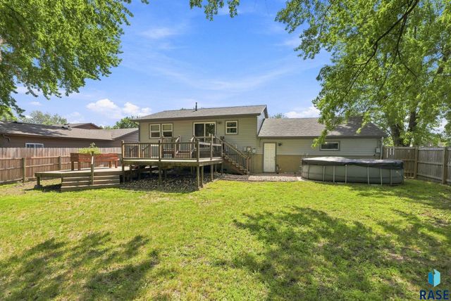 602 E Walnut St Street, Harrisburg, SD 57032