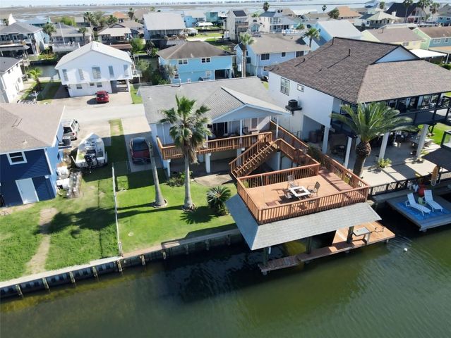 1006 Redfish Street, Bayou Vista, TX 77563