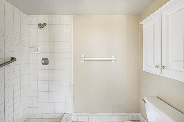 141 LAKEVIEW WAY 141, Oldsmar, FL 34677