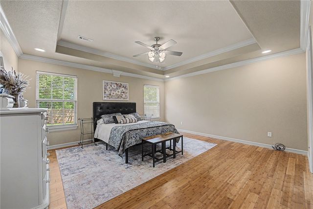 2210 SW Juniper, Bentonville, AR 72713