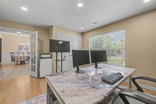 2210 SW Juniper, Bentonville, AR 72713