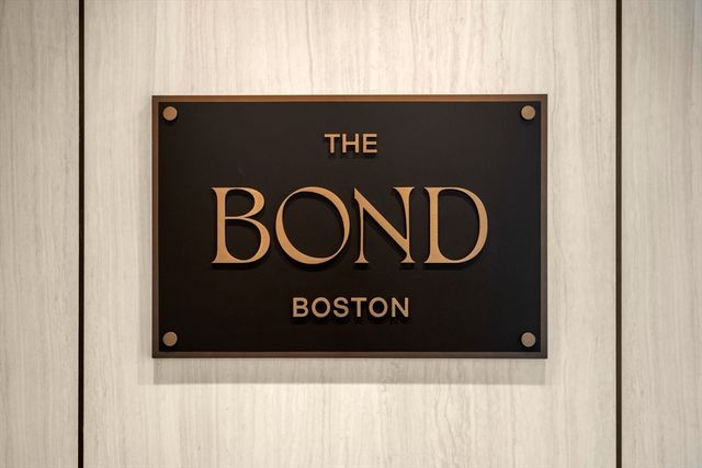 40 Soldiers Field Place 410, Boston, MA 02135