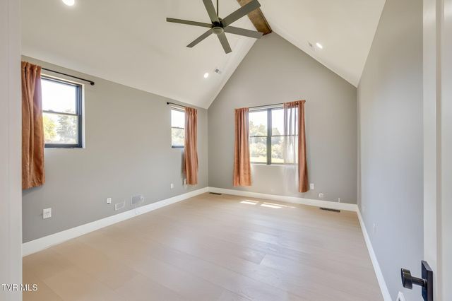 3826 Lake Valley Drive, Kingsport, TN 37664