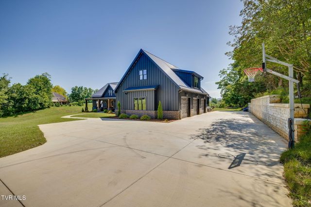 3826 Lake Valley Drive, Kingsport, TN 37664
