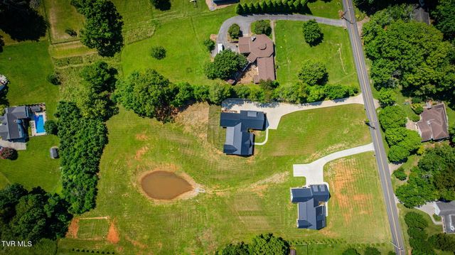 3826 Lake Valley Drive, Kingsport, TN 37664