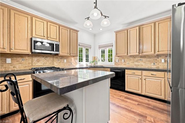 6112 Four Oaks Court, Summerfield, NC 27358
