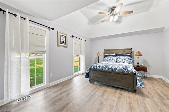 6112 Four Oaks Court, Summerfield, NC 27358