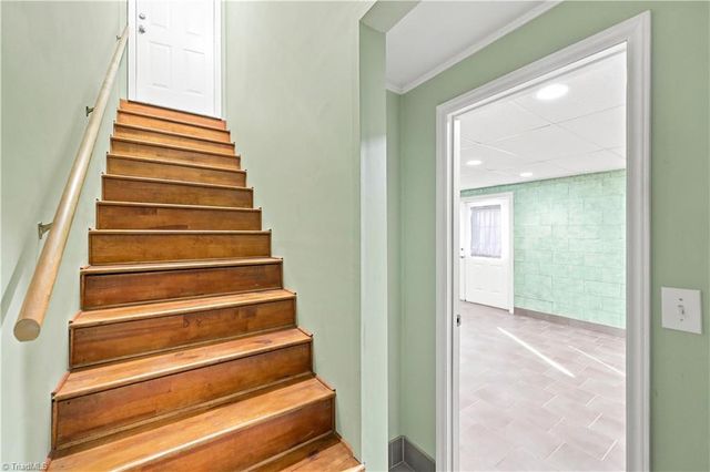 6112 Four Oaks Court, Summerfield, NC 27358