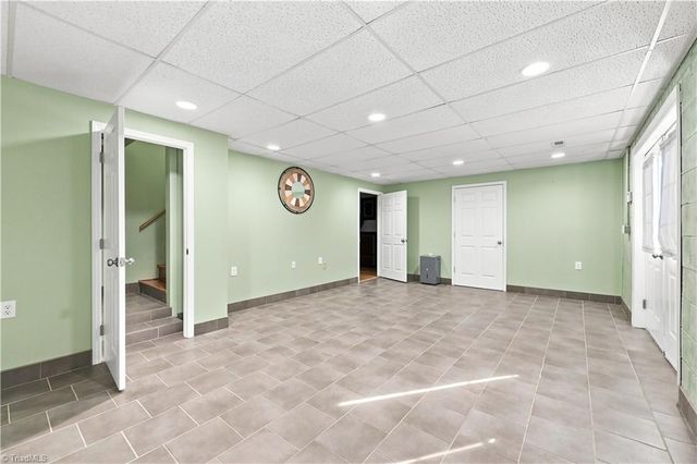 6112 Four Oaks Court, Summerfield, NC 27358