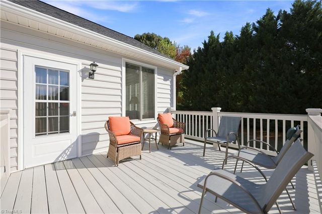 6112 Four Oaks Court, Summerfield, NC 27358