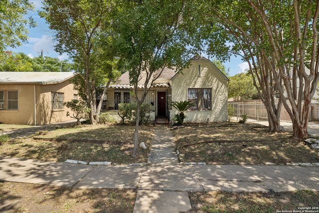 1643 rosewood, San Antonio, TX 78201