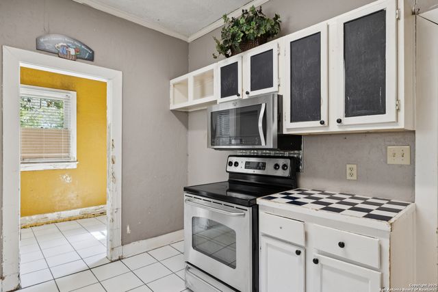 1643 rosewood, San Antonio, TX 78201