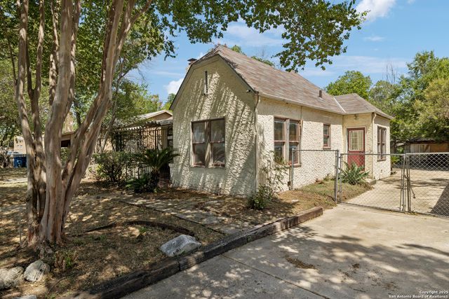 1643 rosewood, San Antonio, TX 78201