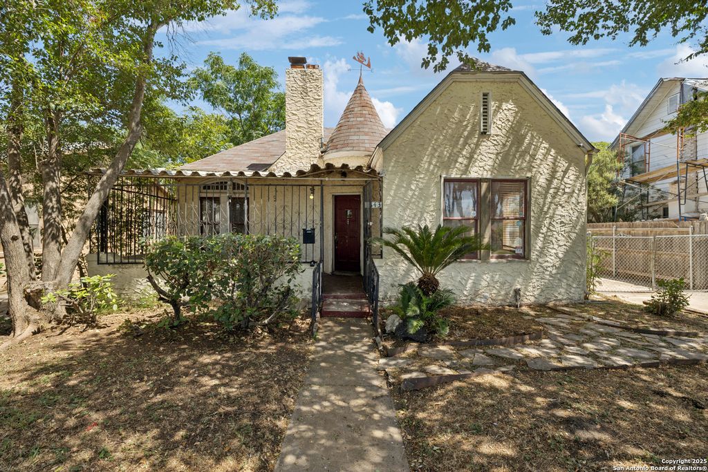 1643 rosewood, San Antonio, TX 78201