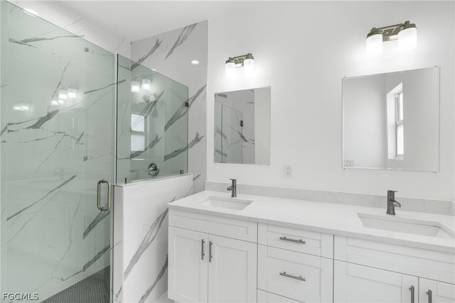 724 Lamar ST E, Lehigh Acres, FL 33974