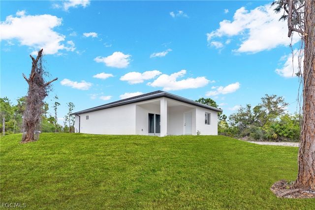 724 Lamar ST E, Lehigh Acres, FL 33974